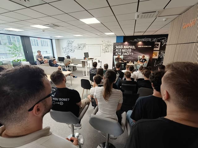 Fotka 3 z hackathonu 2026